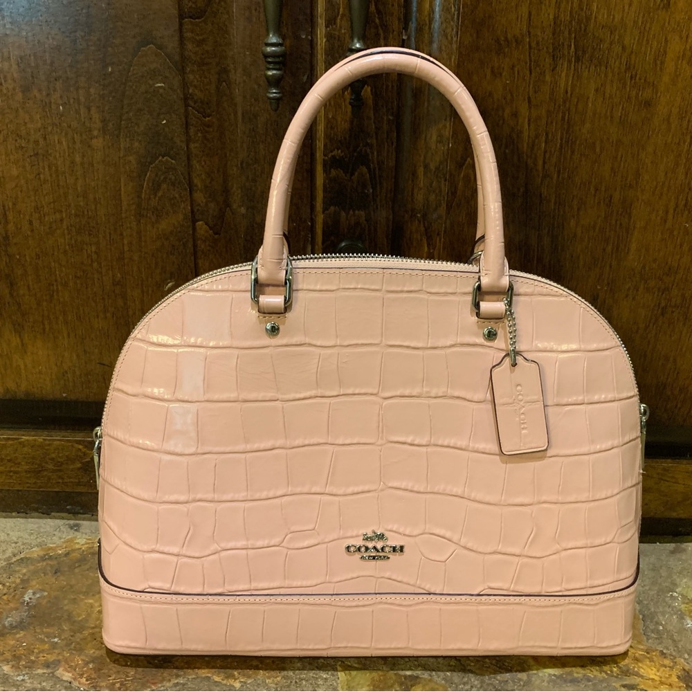 Coach purse (light pink)